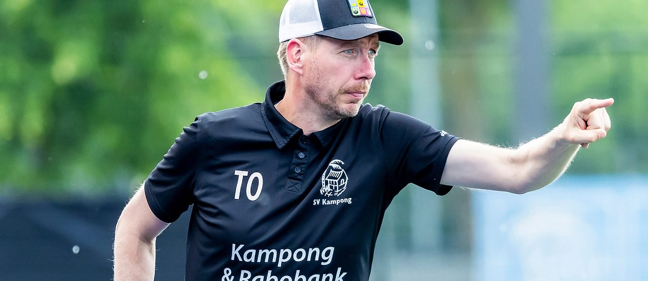 Coach Tim Oudenaller langer bij Kampong. Foto: Willem Vernes