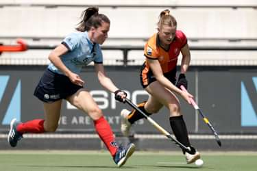 Wedstrijdbeeld dames Oranje-Rood tegen Nijmegen