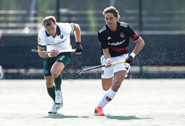 Sprintduel tussen Floris Middendorp en Thijs van Dam