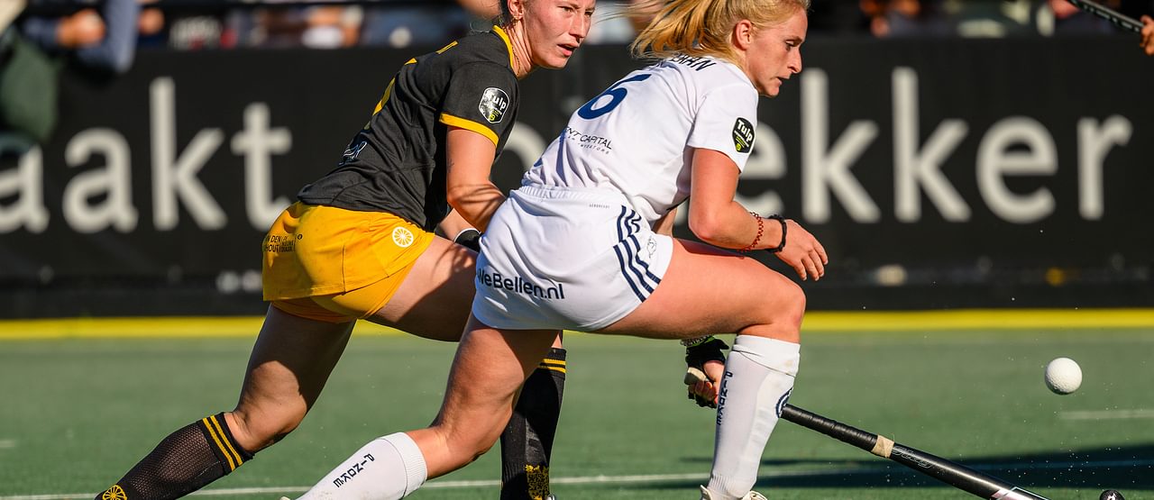 Charlotte Englebert en Pam van der Laan. Foto: Bart Scheulderman