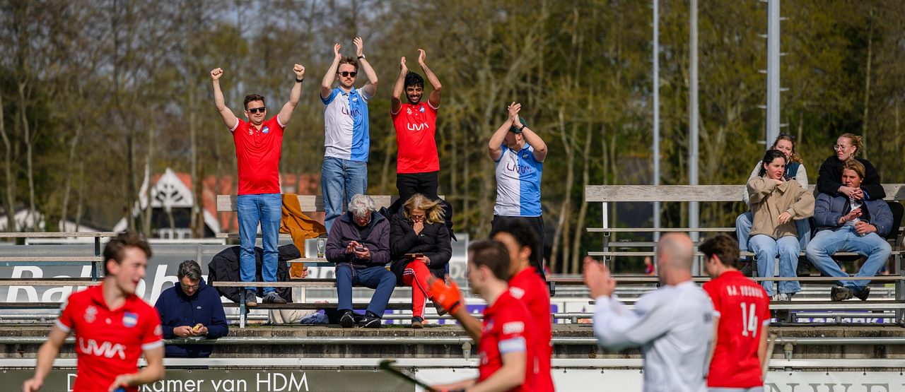 Fans Hurley vieren zege op HDM