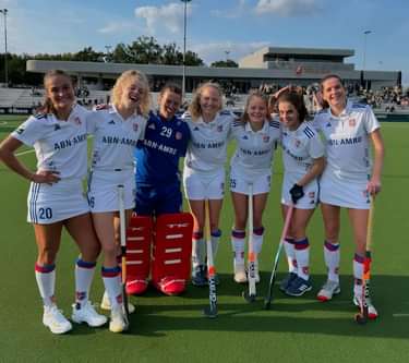 SCHC debutanten