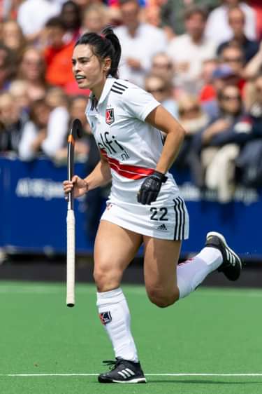 Stella van Gils