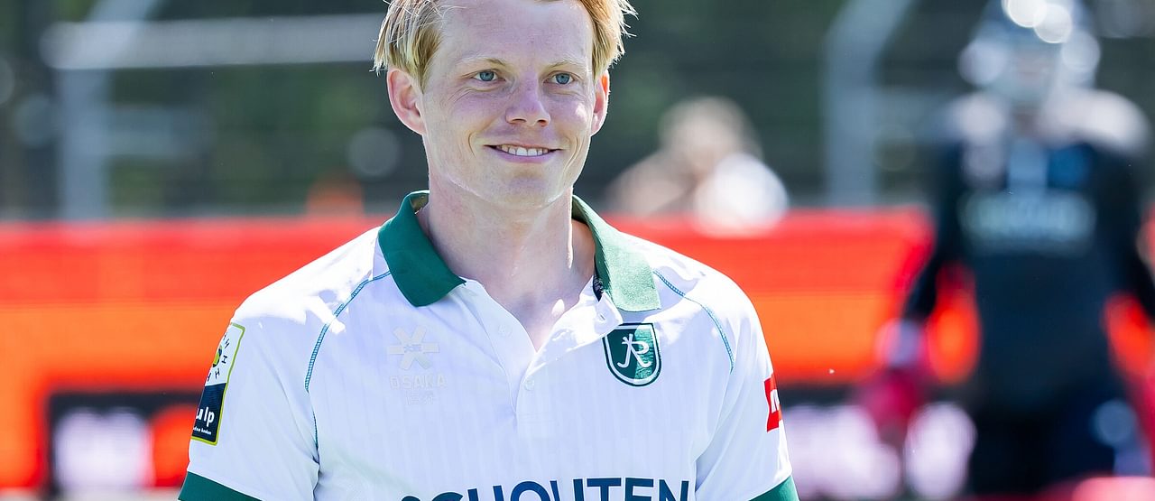 Jochem Bakker in het shirt van Rotterdam