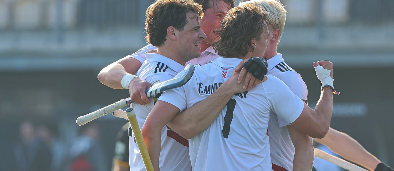 Amsterdam viert 2-1 zege op Den Bosch