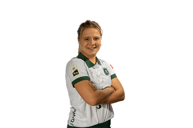 13 Zoë Hessels1