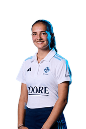6 Clarissa Schneider